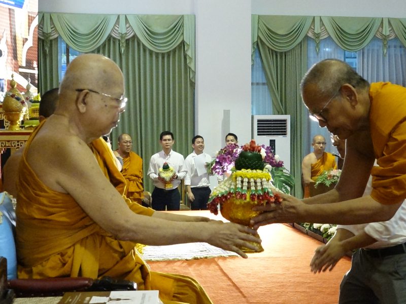 พระพรหมเวทีปิดการอบรมเชิงปฏิบัติการเพื่อพัฒนาศักยภาพหน่วยอบรมประชาชนประจำตำบล