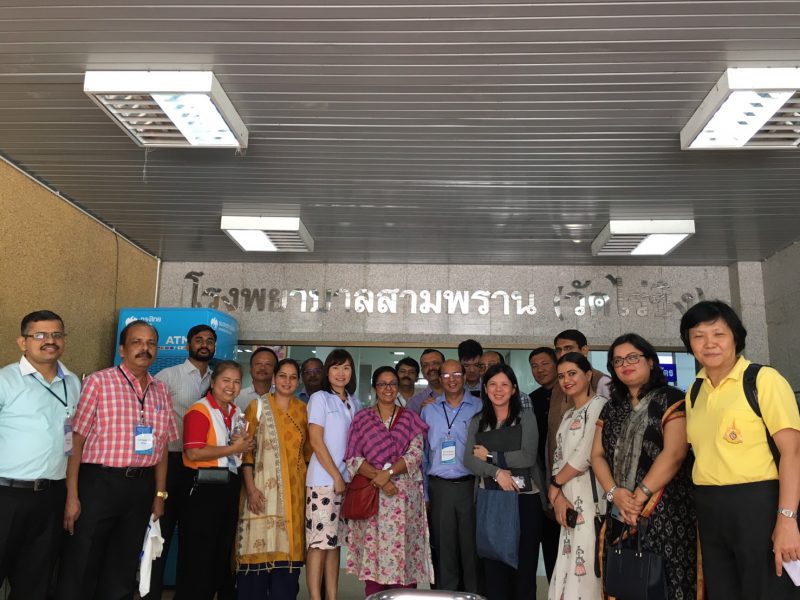 นครปฐม  รพ.สามพรานให้การต้อนรับคณะผู้บริหารเจ้าหน้าที่กระทรวงสาธารณสุขและสวัสดิการครอบครัวสาธารณรัฐอินเดียที่มาดูงาน