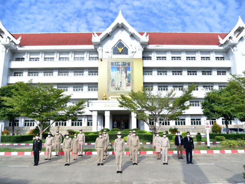 นครปฐม จัดงานวันพระราชทานธงชาติไทย