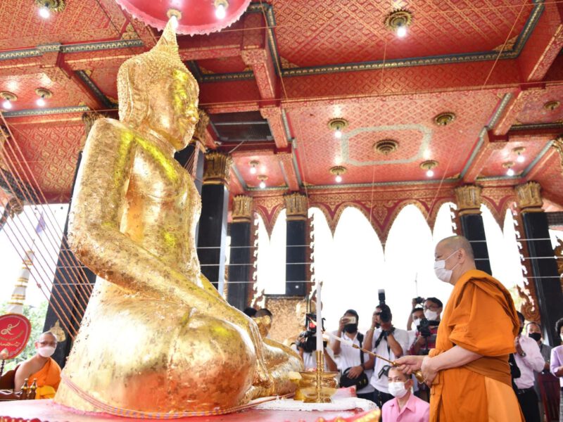 สมุทรสาคร   สมเด็จพระมหารัชมงคลมุนี เป็นประธานฝ่ายสงฆ์เปิดพิมพ์นำฤกษ์พระสมเด็จทองพันชั่งหลวงพ่อโตวัดหลักสี่ราษฎร์สโมสร