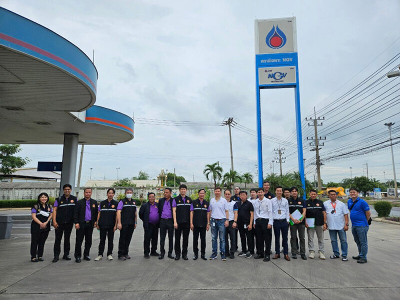 สระบุรี   กรมการขนส่งทางบกตรวจสอบการใช้ก๊าซ CNG ปตท.เน้นย้ำความปลอดภัย