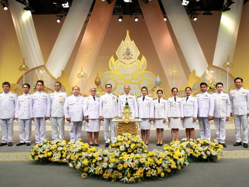 มทร.รัตนโกสินทร์ บันทึกเทปโทรทัศน์ถวายพระพรชัยมงคล พระบาทสมเด็จพระเจ้าอยู่หัว