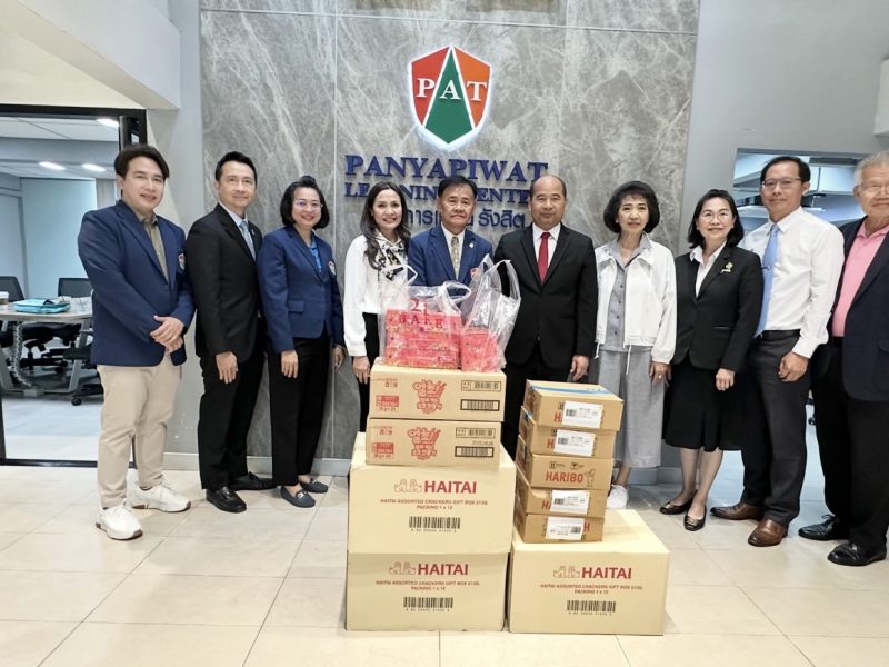 ปทุมธานี   ศาลเยาวชนและครอบครัวปทุมธานีติดตามผลเยาวชนกับศูนย์การเรียนปัญญาภิวัฒน์ รังสิต