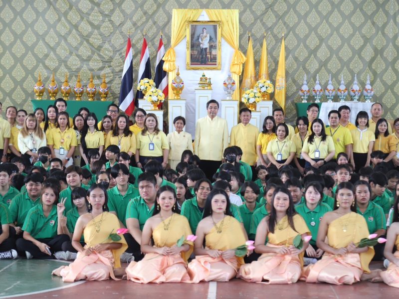 นนทบุรี  วิทยาลัยเทคโนโลยีปัญญาภิวัฒน์จัดพิธีถวายพระพรชัยมงคลเนื่องในวันเฉลิมพระชนมพรรษา