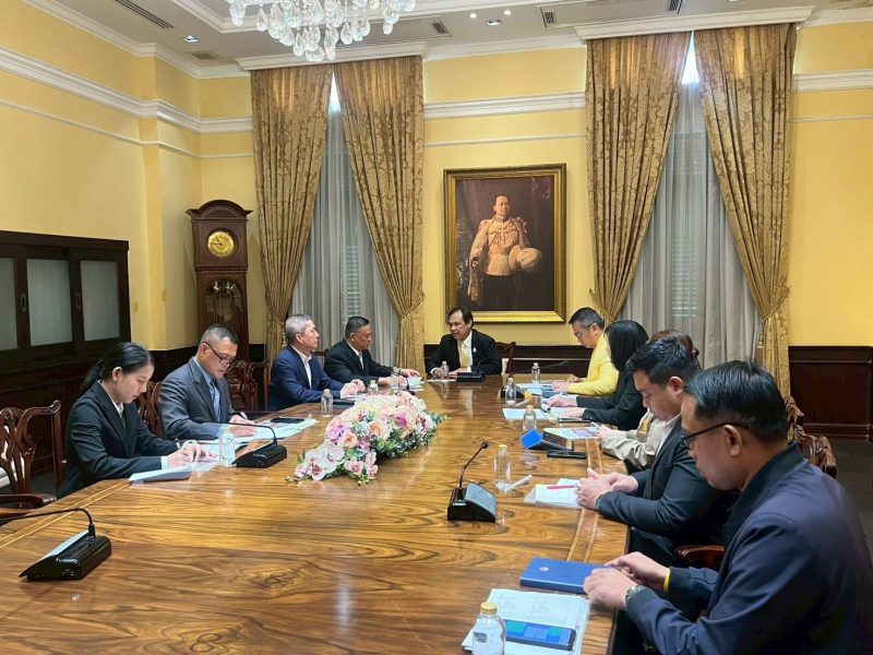 เสธ.หิมาลัย นำเตรียมทหาร 25 ร่วม งานธรรมนัส นั่งเก้าอี้ที่ปรึกษา รองนายกฯ