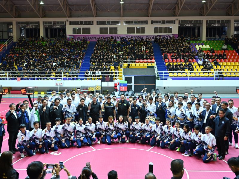 รองนายกรัฐมนตรีและรัฐมนตรีว่าการกระทรวงเกษตรและสหกรณ์ พร้อมคณะ ตรวจเยี่ยมโรงยิมเนเซียม 4,000 ที่นั่งสำหรับการแข่งขันกีฬาซีเกมส์ (เซปักตะกร้อ)