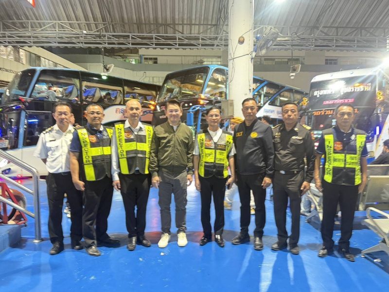 กรุงเทพมหานคร  กรมการขนส่งทางบกพร้อมอำนวยความสะดวกประชาชนเดินทางเทศกาลปีใหม่