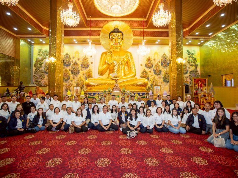 อธิบดีกรมการขนส่งทางบก นำคณะผู้บริหาร เจ้าหน้าที่ ร่วมบุญ ถวายพระพุทธศิริวัดป่าวังศิลา แด่ วัดไผ่ล้อมพระอารามหลวง