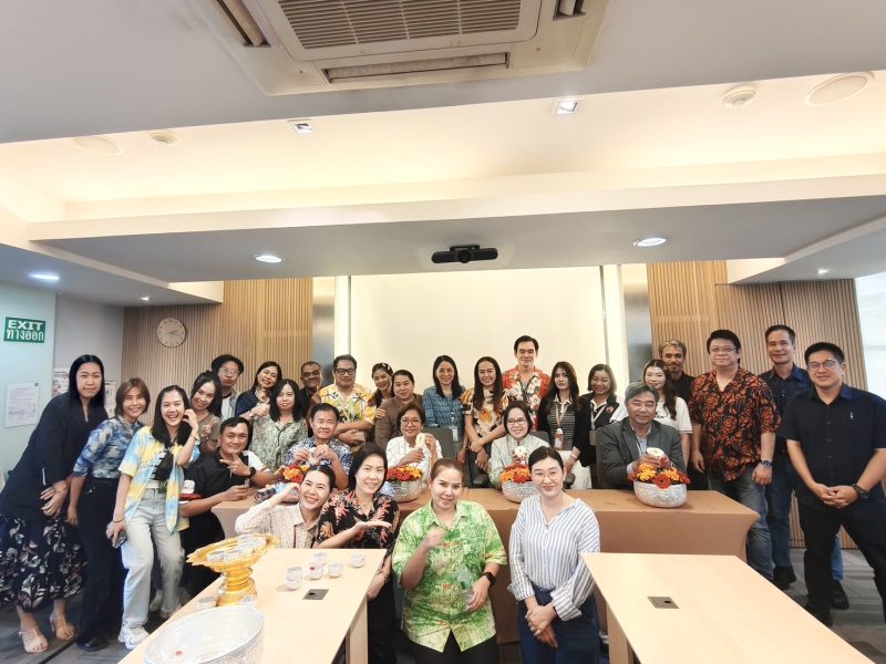 นนทบุรี. วิทยาลัยเทคโนโลยีปัญญาภิวัฒน์สืบสานประเพณีวันสงกรานต์