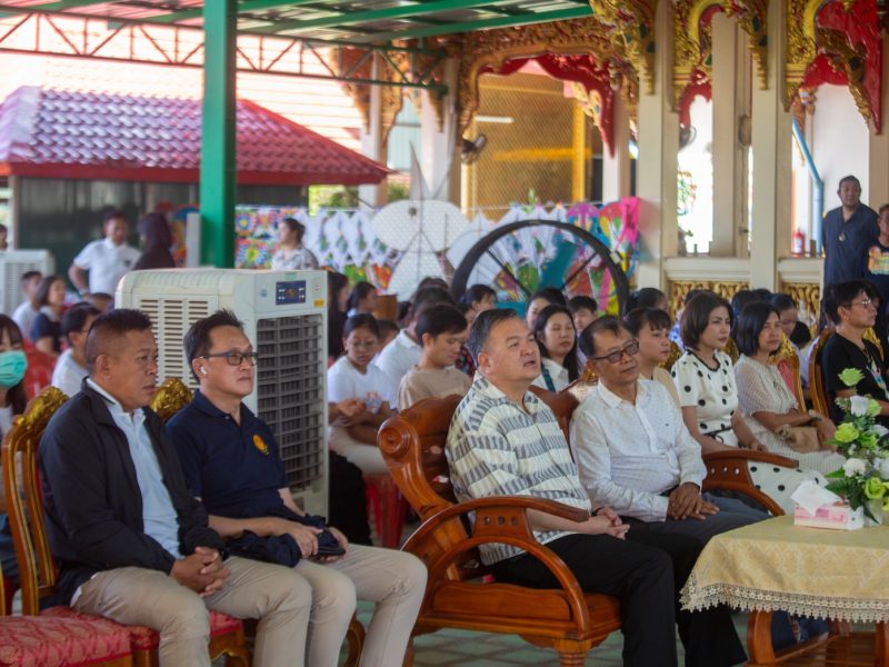เสธ.แก้ว ปธ.กมธ.การท่องเที่ยวฯ ชื่นชมจัดสอนโชน นาฏศิลป์ ฟรี โดยศูนย์ส่งเสริมศิลปวัฒนธรรมไทยฯ วัดไผ่ล้อม พระอารามหลวง