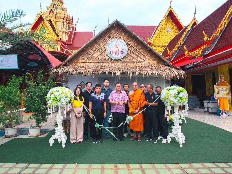 หลวงพี่น้ำฝน – เสธ.แก้ว ส.ส.นครปฐม เปิดตัวโมเดล “แมวจรหลวงพี่น้ำฝน” วัดประสานหน่วยงานรัฐ พัฒนาสู่คาเฟ่แมวช่วยผู้ป่วยบำบัดซึมเศร้า